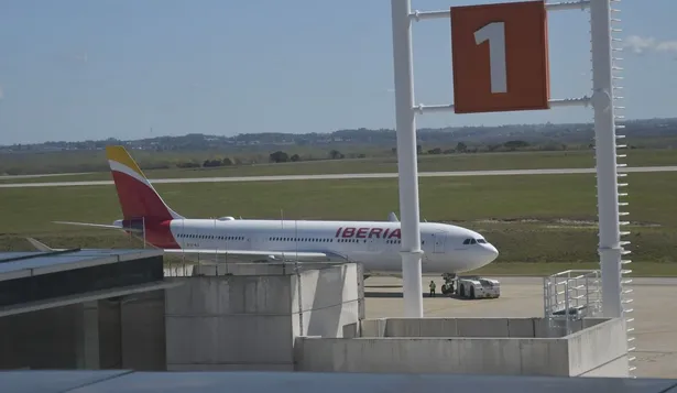 A partir de junio, Iberia tendrá cinco vuelos semanales entre Madrid y Montevideo