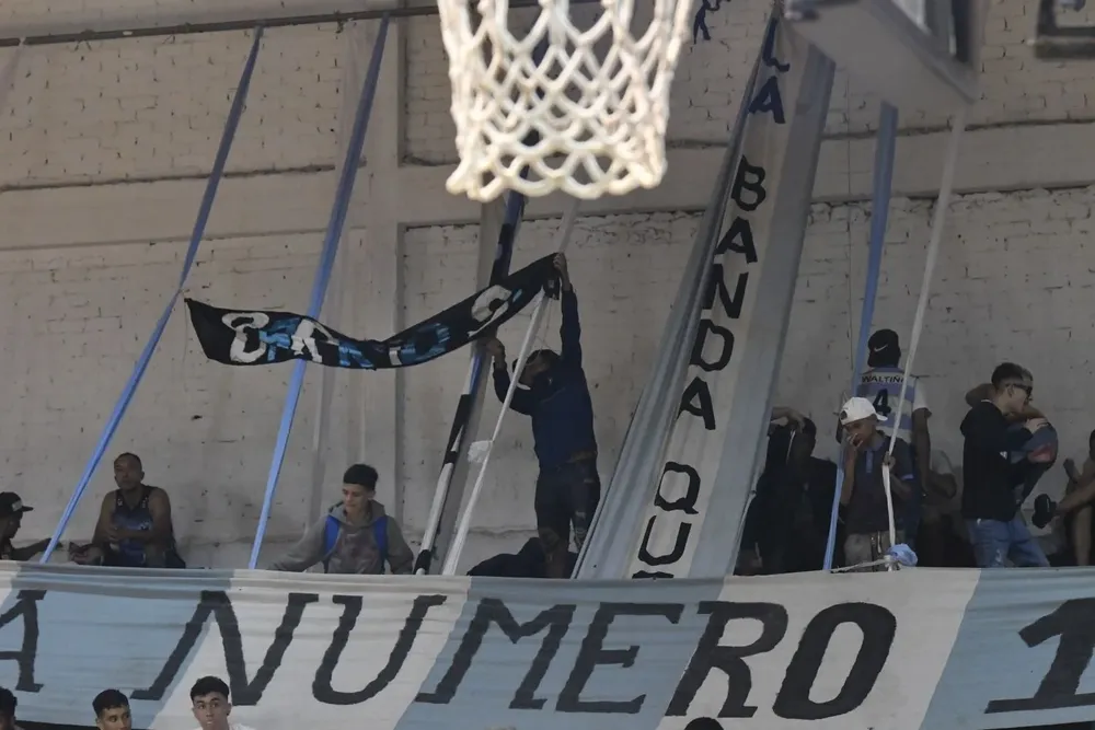 Hinchada de Atenas