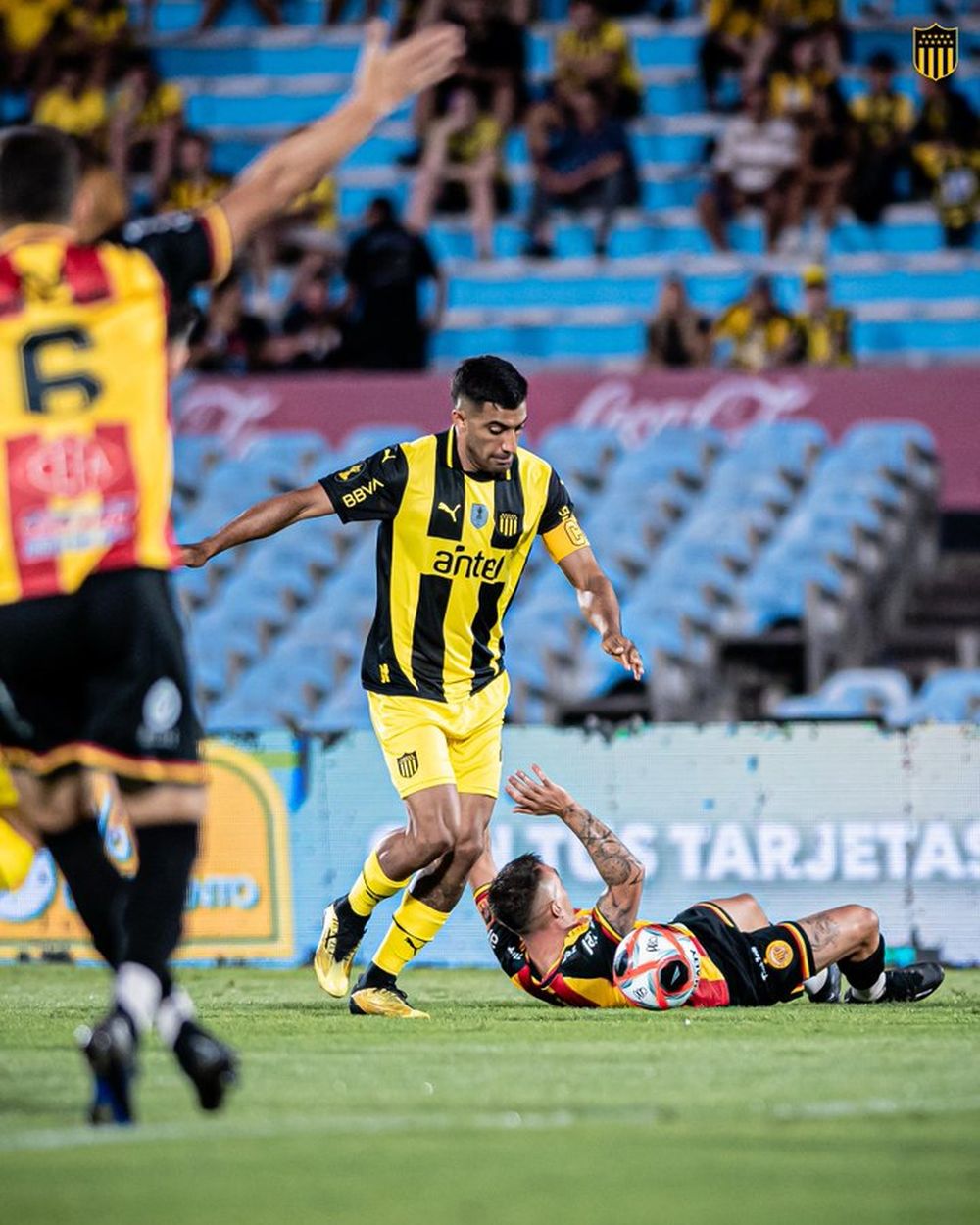Maxi Olivera en Progreso vs Peñarol