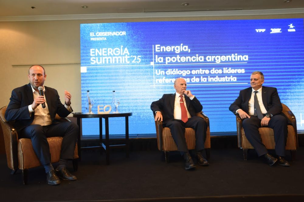Gabriel Ziblat, director de El Observador Argentina, moderó el mano a mano entre Horacio Marín y Alejandro Bulgheroni.