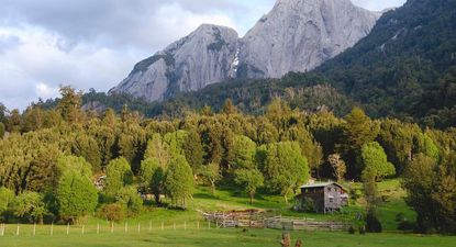 El territorio se encuentra en una zona conocida internacionalmente como el "Yosemite de Sudamérica" por sus montañas de granito.