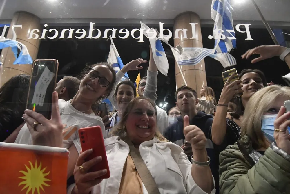 Archivo, referéndum contra 135 artículos de la Ley de Urgente Consideración