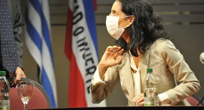 No se puede tapar el sol con una mano, ni con las dos: imposición en tiempos de pandemia