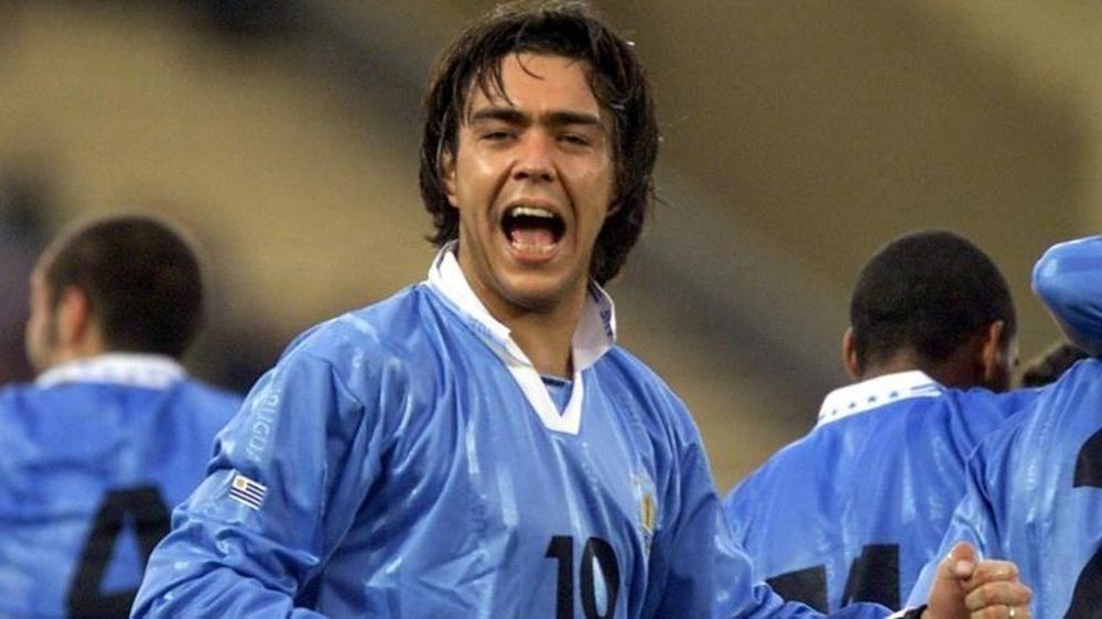A Recoba le tocó vivir una de las peores épocas de Uruguay en el torneo favorito de la Celeste.