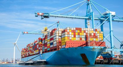 El organismo internacional anticipa una década difícil en medio de las tensiones comerciales.