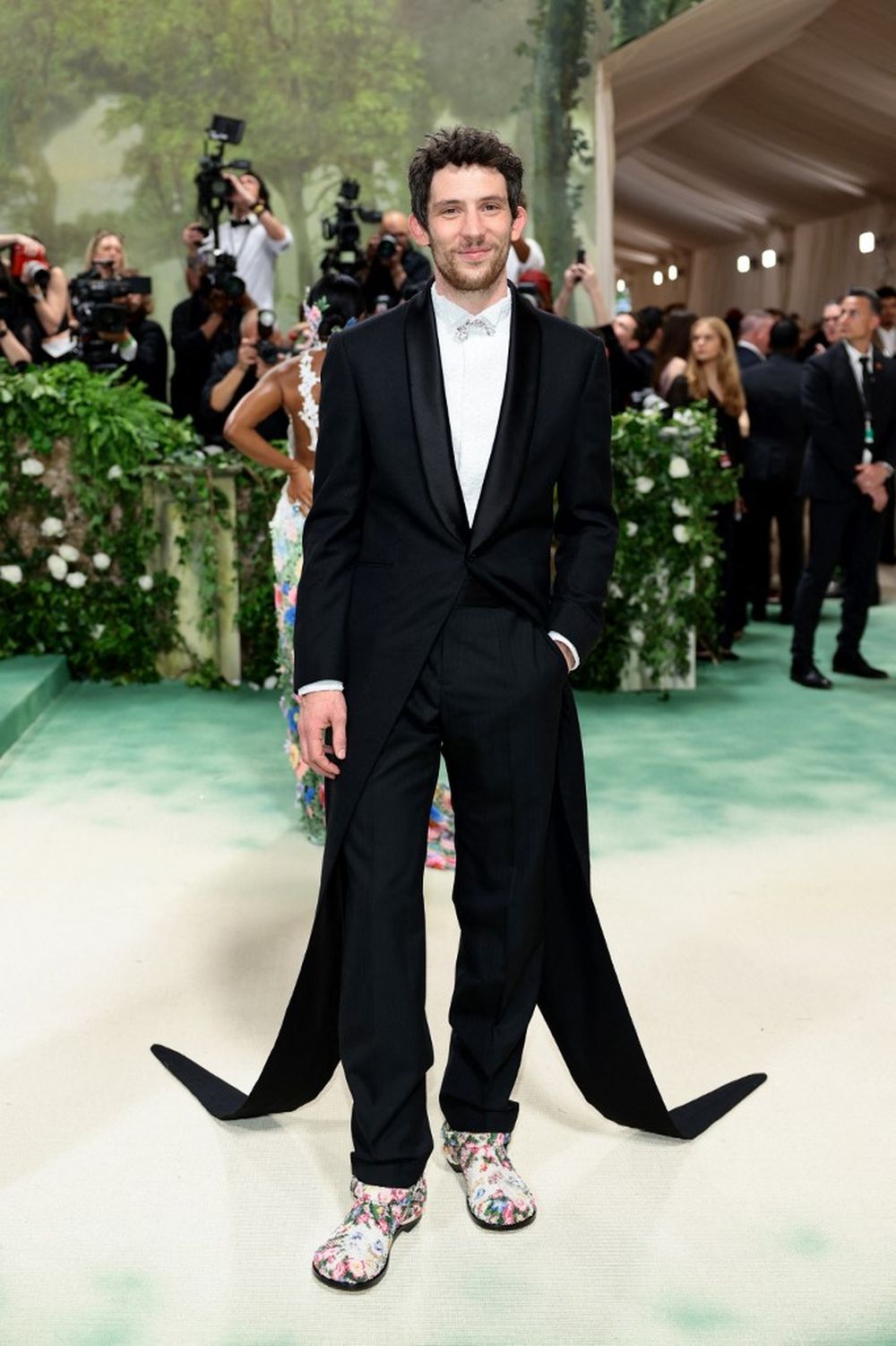 Josh OConnor en la Met Gala 2024