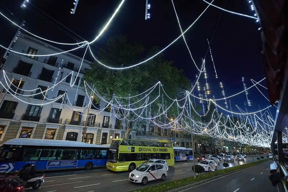 Vista de luces desde el autobús ‘Naviluz’.