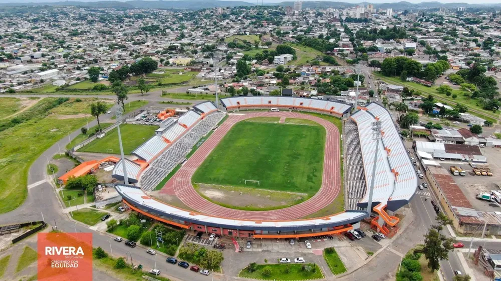 La reinauguración del Atilio Paiva Olivera