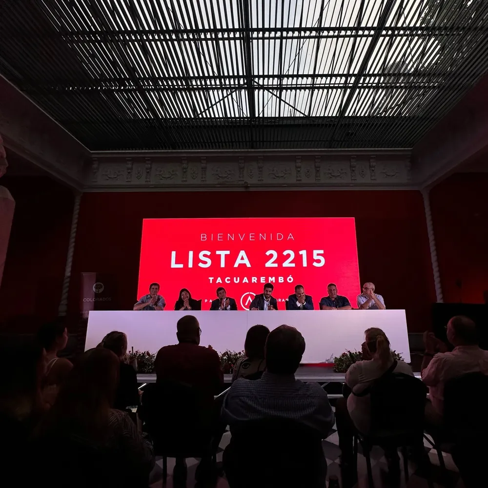 Acto de la lista 2215