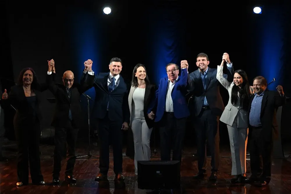 Los candidatos de la oposición venezolana llaman a la unidad