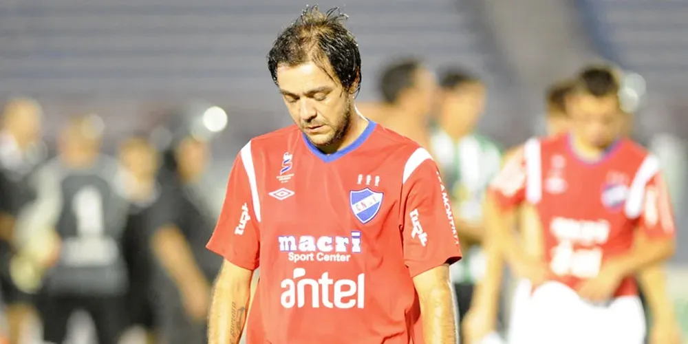 Recoba sufre la derrota frente a Racing
