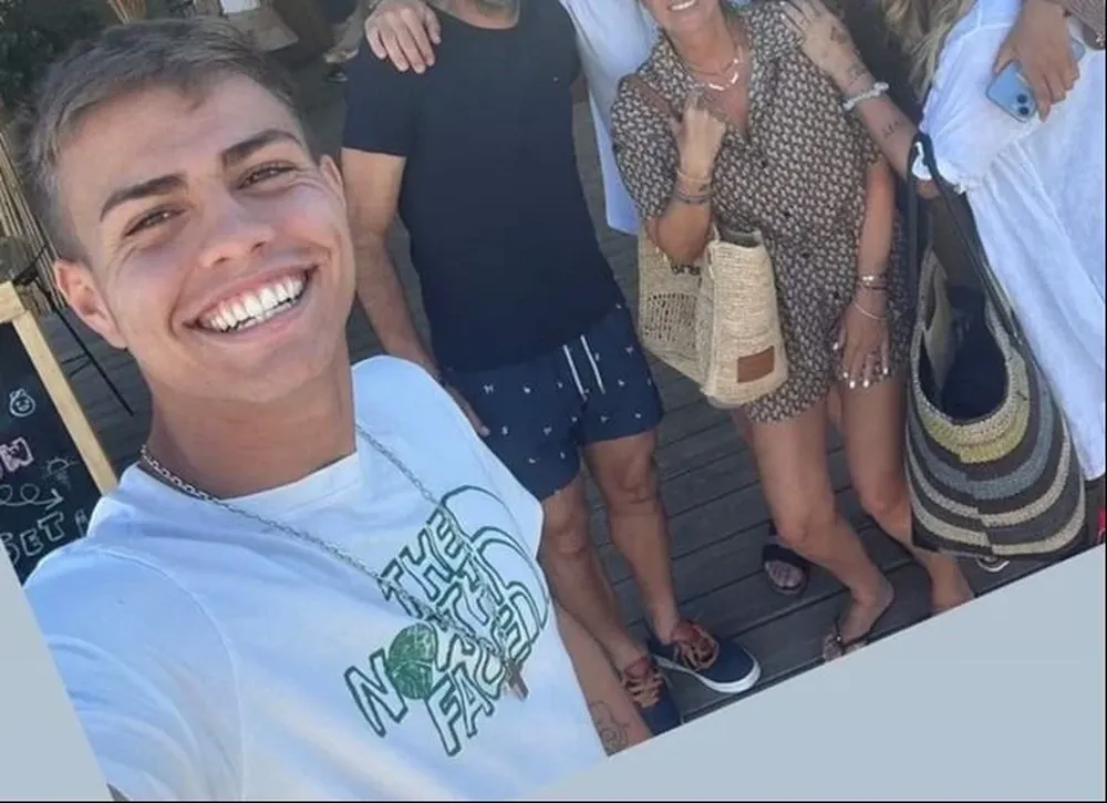 Los Recoba y la familia del Ruso Pérez