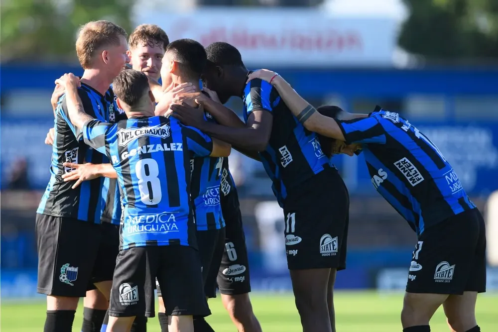 Liverpool se afila para pelear el título