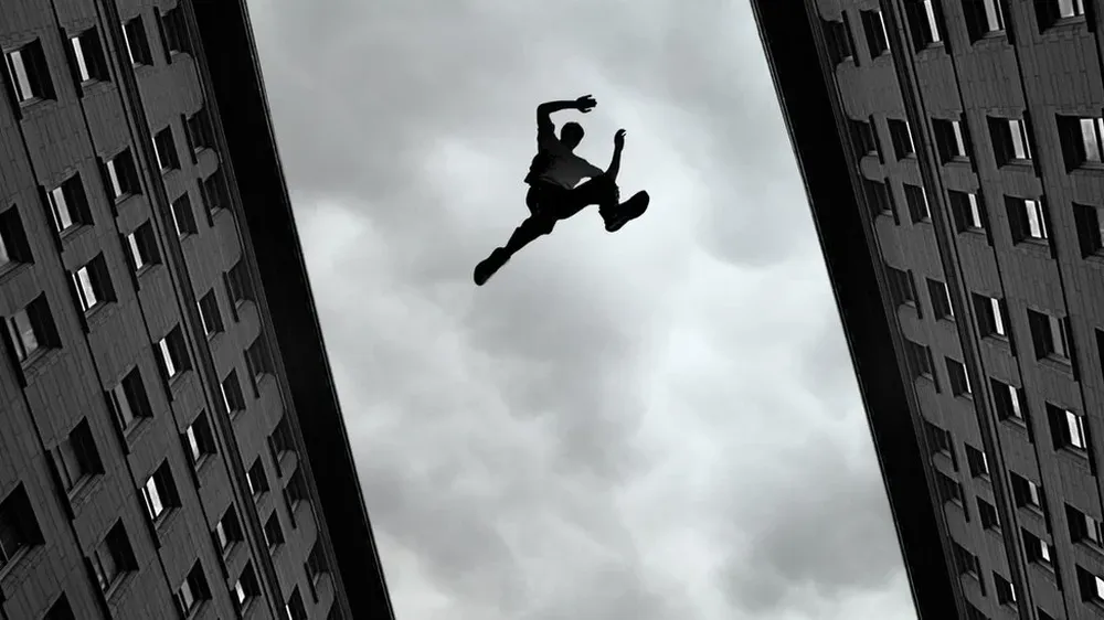 El parkour, como cualquier otro deporte, exige horas y horas de entrenamiento.