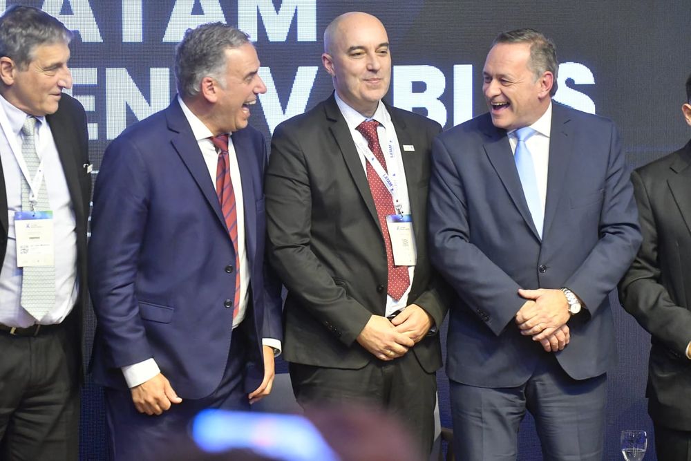 Orsi y Delgado en el congreso Latam Renovables