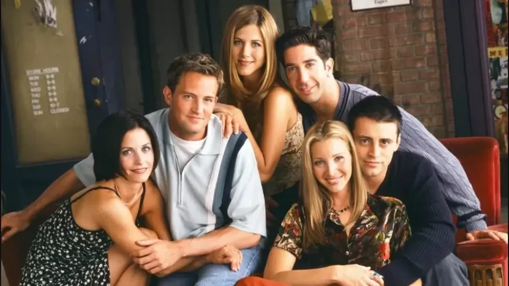 Fue uno de los personajes más carismáticos de Friends y así luce hoy