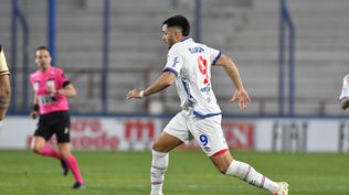 ¿A qué hora juegan hoy Nacional vs Racing y dónde verlo en vivo por el Torneo Clausura?