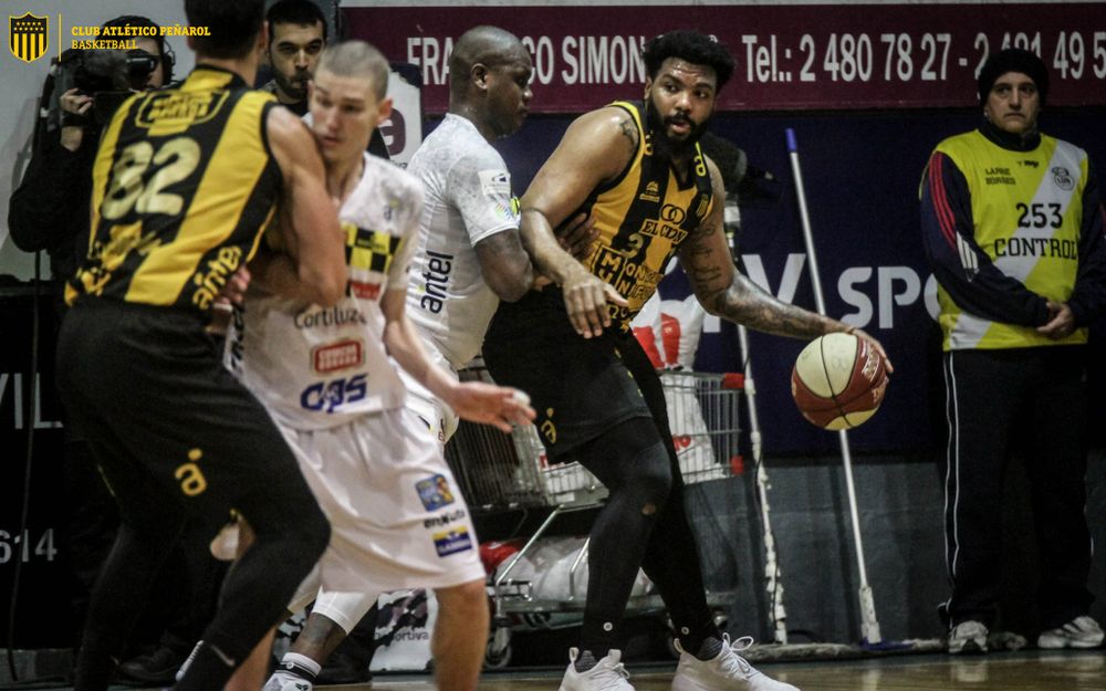 Khapri Alston en Peñarol