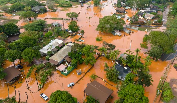 Hawái sufre sus peores inundaciones en más de 20 años: miles de evacuados y daños millonarios