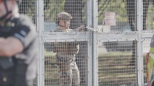 Qué se sabe del operativo antiterrorista cerca de una base militar usada por EEUU en Reino Unido que terminó con 5 sospechosos arrestados