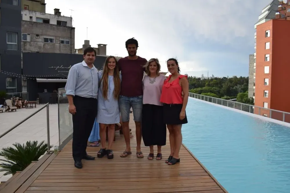 Guillermo Giraudin, Paula Delgado, Rodrigo Pérez, Lucia Razquin y María Noel Fernández