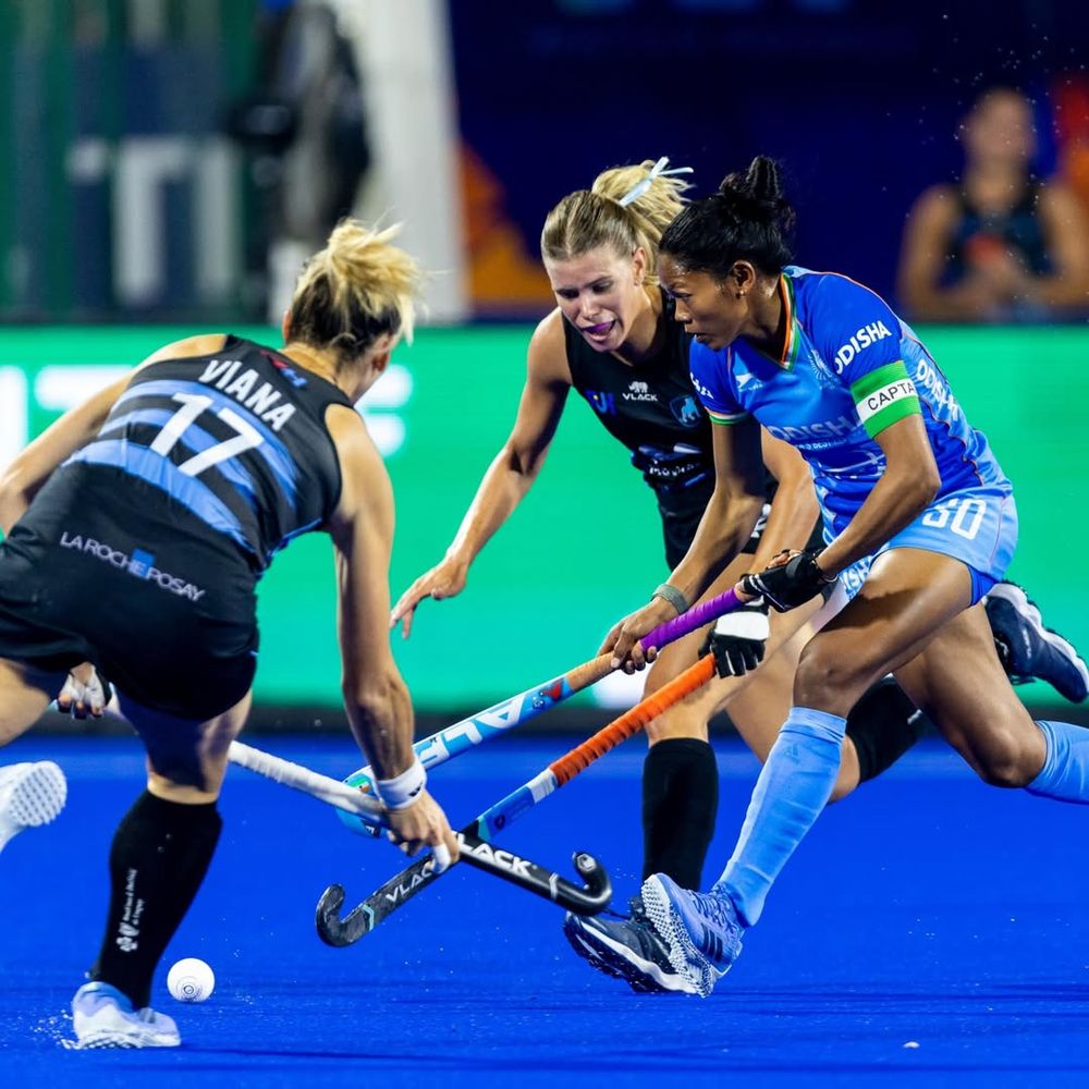 Teresa Viana y Lucía Olascoaga