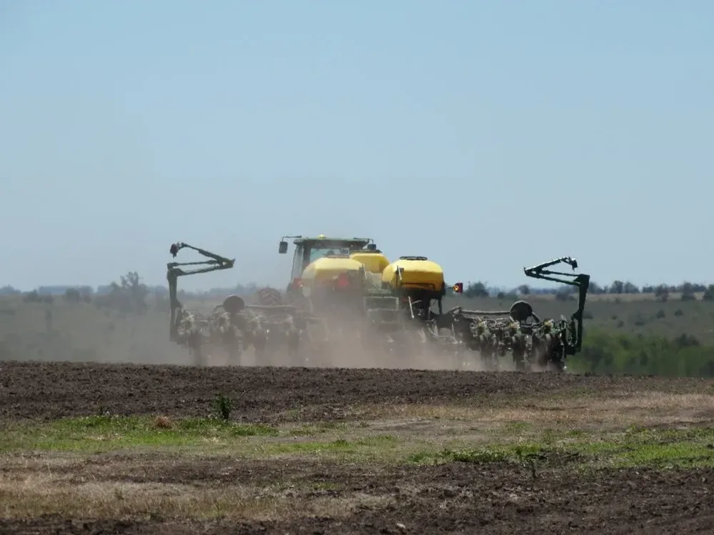Sin urgencias, pero apenas se puede se siembra, por si llegan lluvias en exceso.