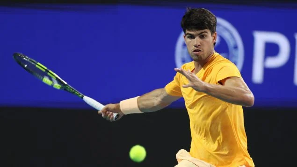 Alcaraz durante su partido contra Korda, (3-6, 7-5, 4-6)