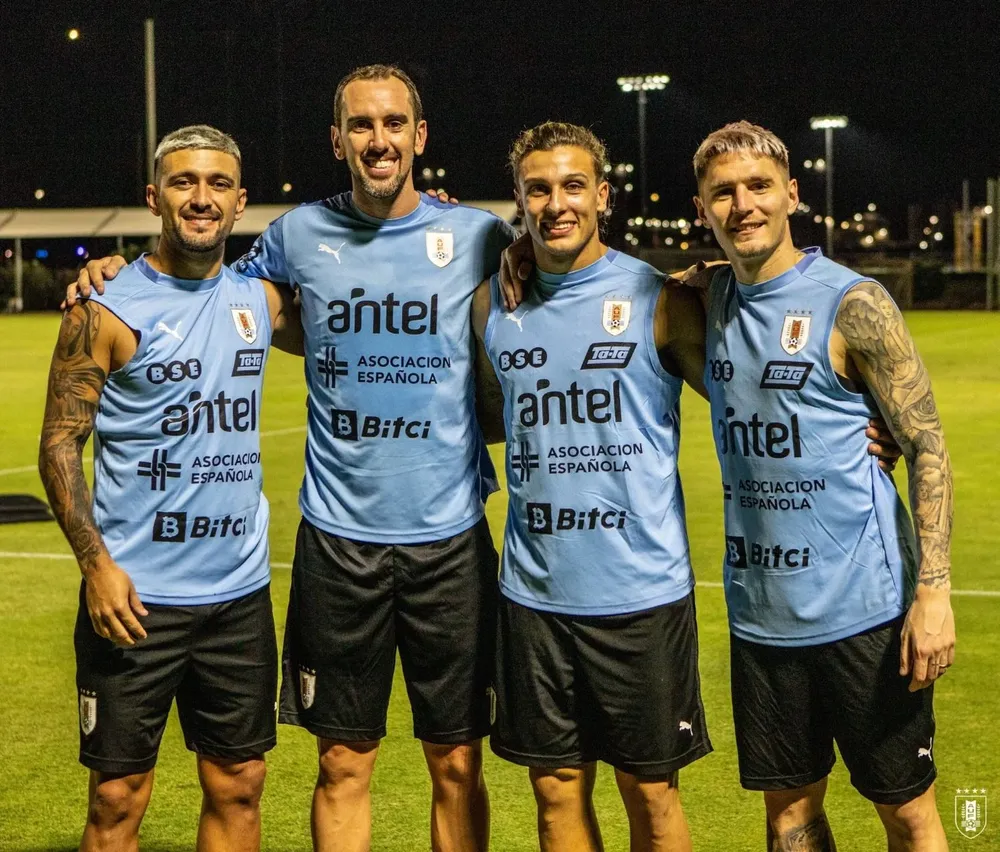 Giorgian De Arrascaeta, Diego Godín, Agustín Canobbio y Guillermo Varela se sumaron a las prácticas de Uruguay en EEUU
