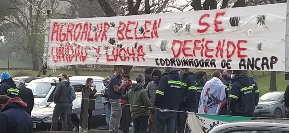 Los trabajadores de Alur ocuparon la fábrica desde las 6 am