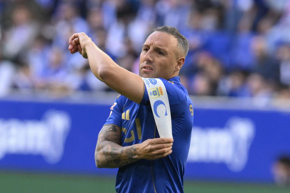 Santi Cazorla, del Oviedo, durante el partido de la jornada 35 de LaLiga que disputaron ante Getafe CF este domingo en el estadio Carlos Tartiere, en Oviedo.&nbsp;