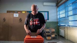 Gustavo Salle Lorier, candidato de Identidad Soberana, tras votar en las Elecciones Uruguay 2024