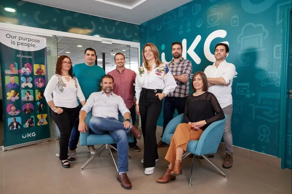 Parte del equipo de UKG Uruguay.