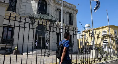 Llamado laboral para administrativos en el Ministerio de Defensa con sueldos de 34 mil pesos: mirá los requisitos