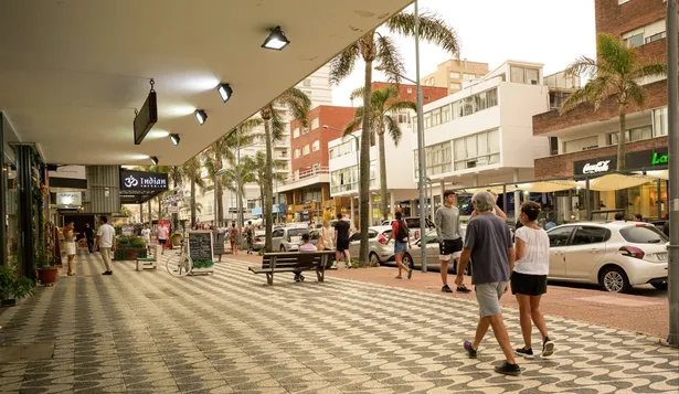 Gorlero, avenida principal de Punta del Este