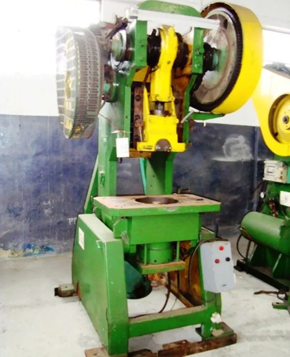 Se rematará un balancín mecánico Kellerman