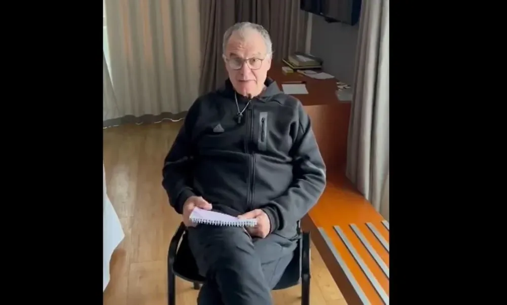 Marcelo Bielsa en su video para Maxi Rodríguez