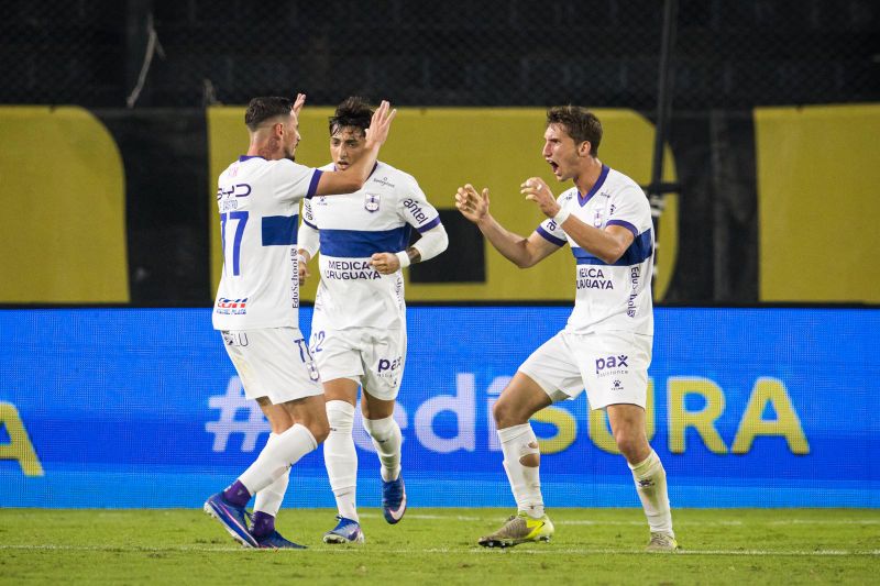 Así se juega la fecha 15 del Torneo Apertura, con el partido entre Nacional y Cerro y el viaje de Peñarol a Melo para enfrentar a Cerro Largo: horarios, canchas y jueces