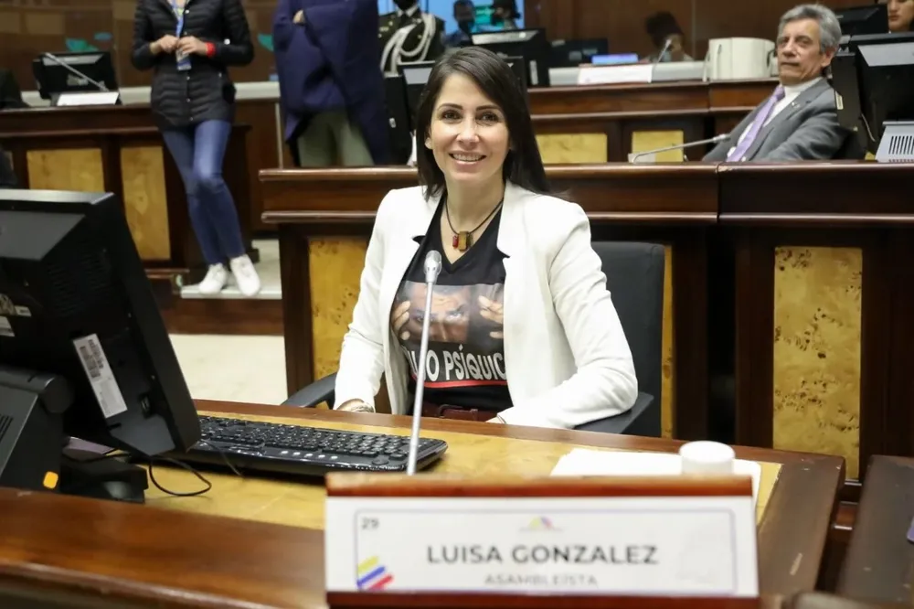 Luisa González, de Revolución Ciudadana, la candidata mejor posicionada para las elecciones en Ecuador