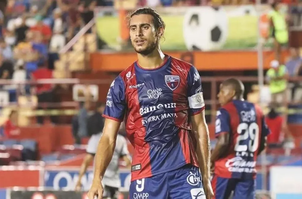 Sebastián Sosa en Atlante