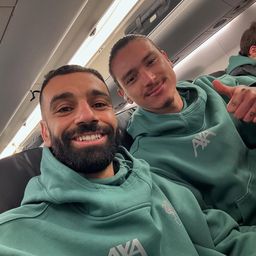 Mohamed Salah se tomó una selfie con Darwin Núñez tras sus dos goles para la victoria de Liverpool