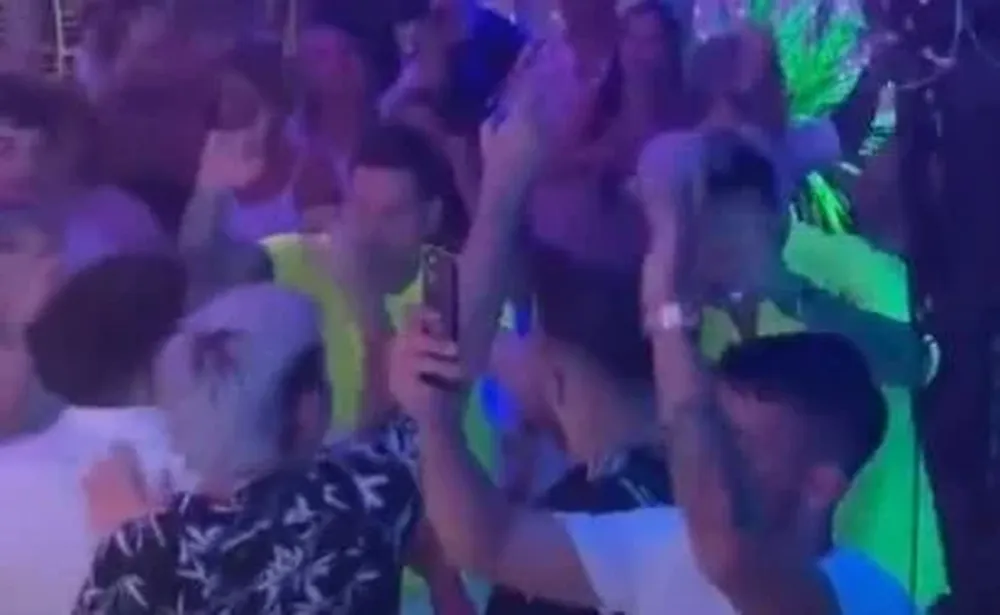 Lionel Messi de fiesta con Los Palmeras