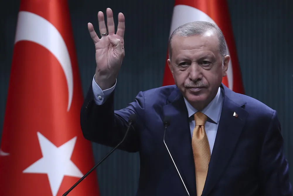 Erdogan analiza acercamiento con Siria