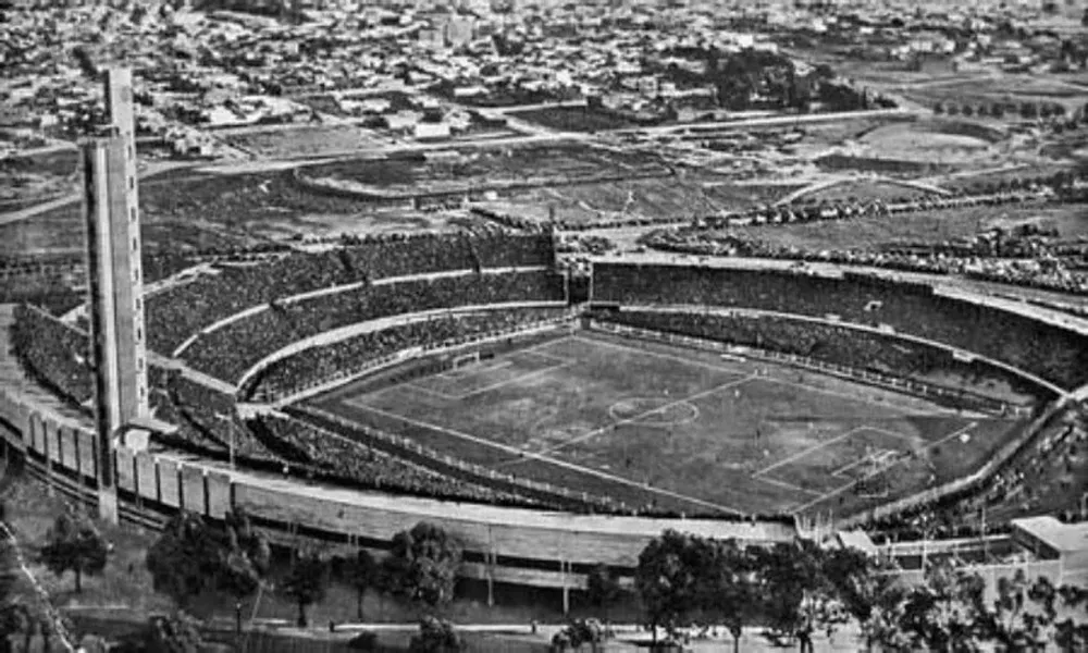 El Estadio Centenario en su inauguración