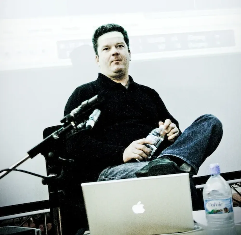 El alemán Stefan Betke, más conocido como Pole será uno de los artistas encargados de abrir el Soco Festival esta tarde