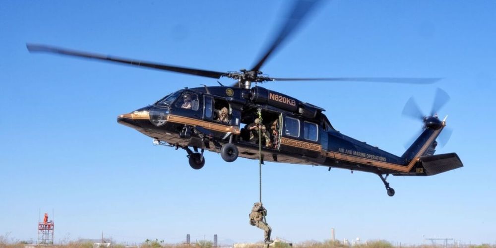 Helicopteros Black Hawk UH-60L