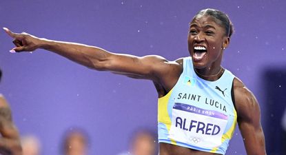 Julien Alfred feliz tras ganar la carrera