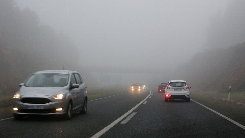 La niebla provoca demoras en la carretera A2 en Cataluña.