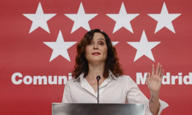 Ayuso apuntó contra Sánchez tras la detención de un joven marroquí por presunta violación de una menor.