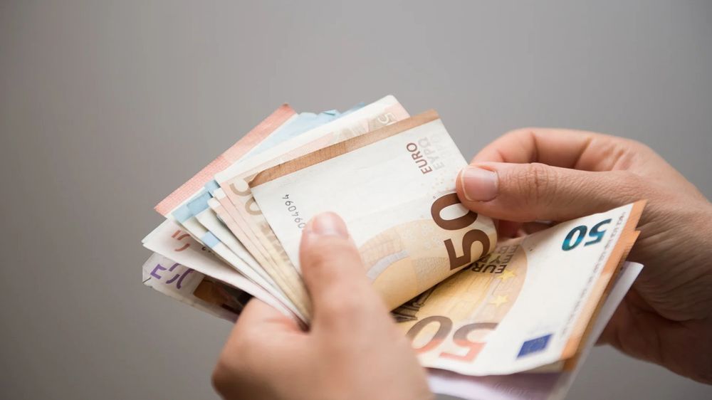 Cuál es el precio de la felicidad en España.